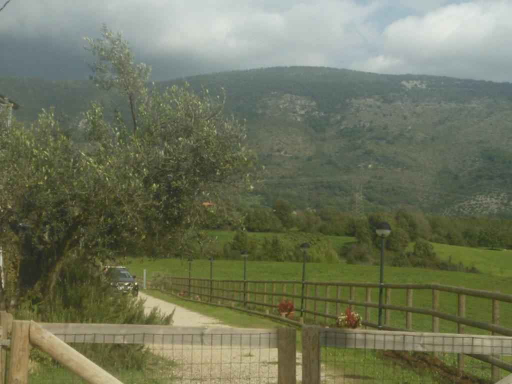 Agriturismo al Varco d'oro Villa Giuliano di Roma Esterno foto